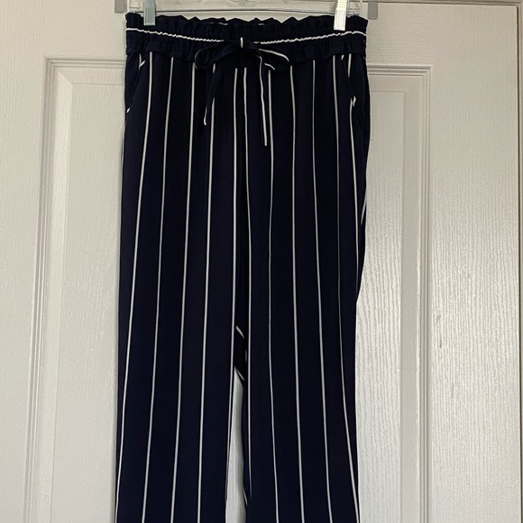 Zara Stripes Pants - Picture 2 of 3